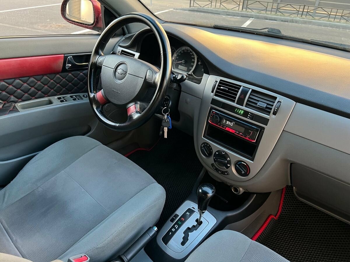 Chevrolet Lacetti с пробегом — 2007 год. Фото: #7