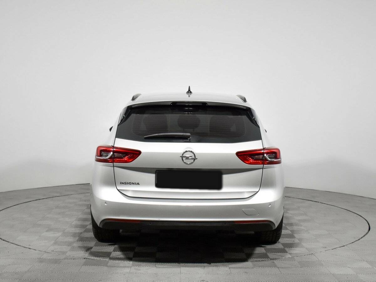 Opel Insignia с пробегом — 2020 год. Фото: #4