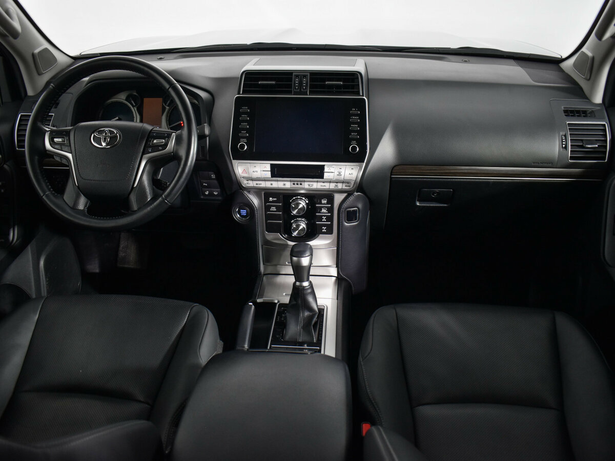 Toyota Land Cruiser Prado с пробегом — 2022 год. Фото: #11