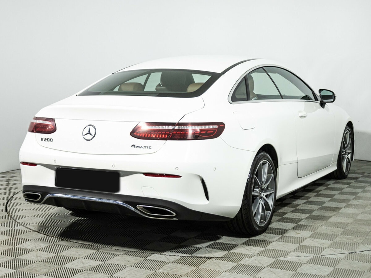 Mercedes-Benz E-Класс с пробегом — 2021 год. Фото: #4