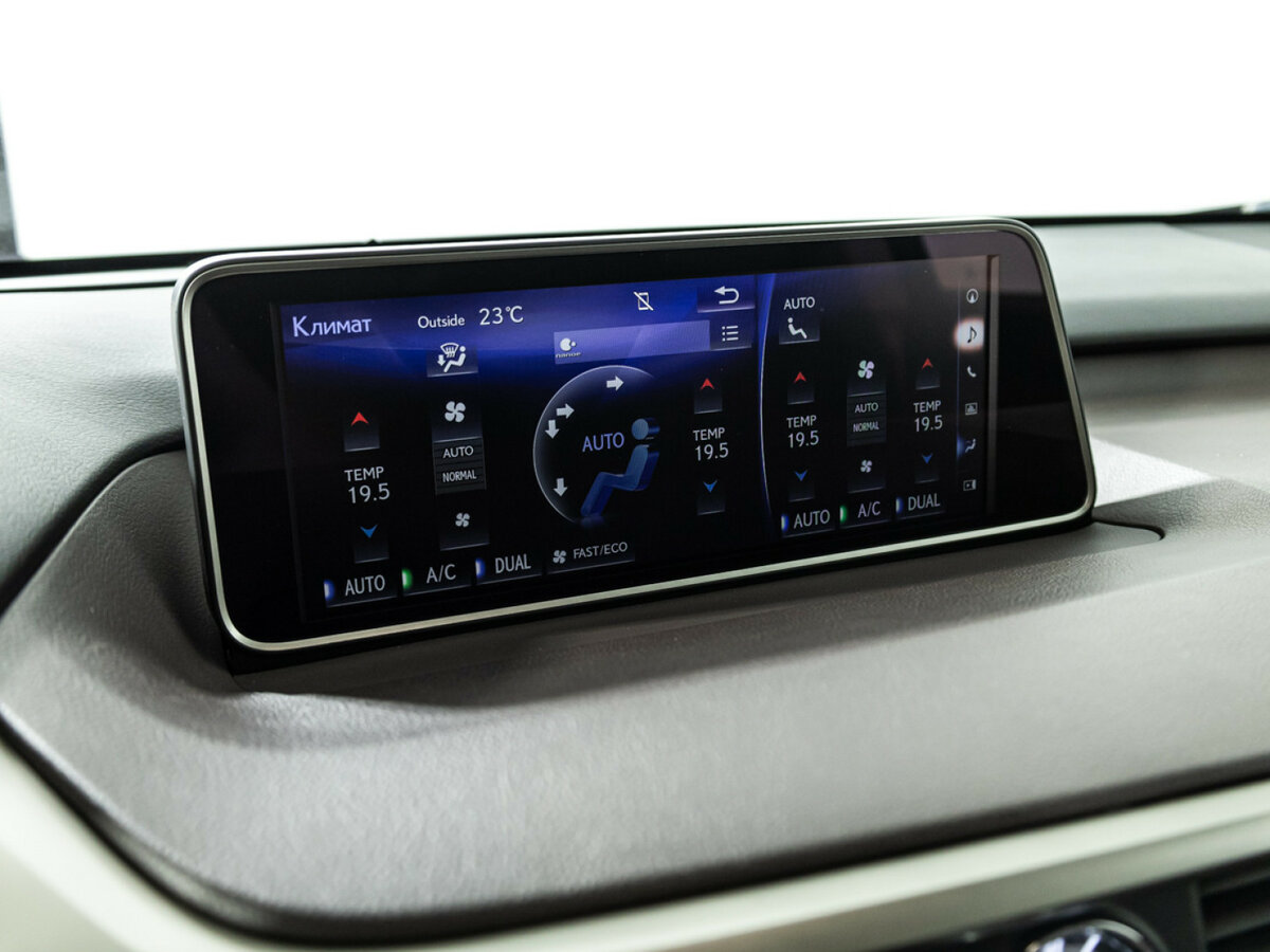 Lexus RX с пробегом — 2017 год. Фото: #16