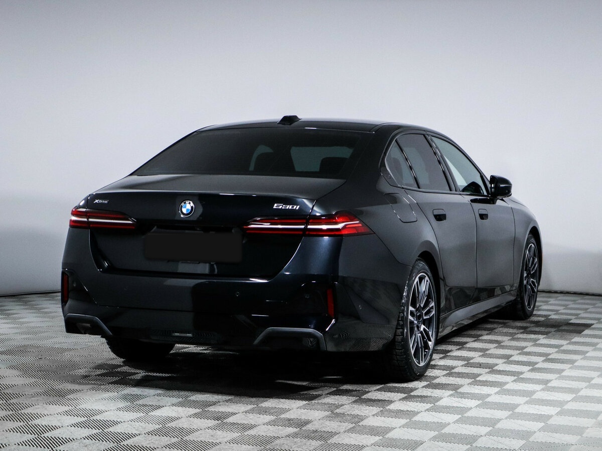 BMW 5 серии с пробегом — 2024 год. Фото: #4