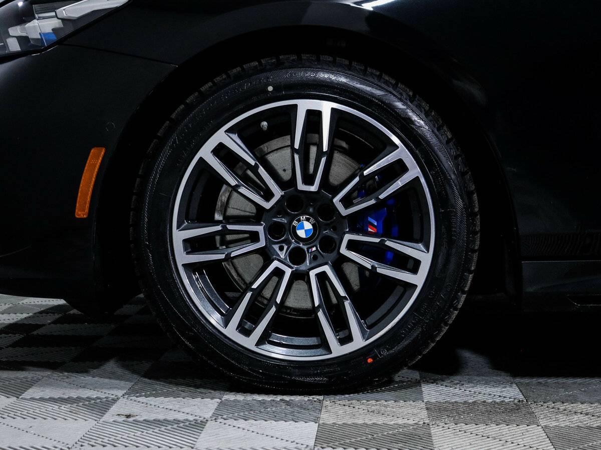 BMW 5 серии с пробегом — 2024 год. Фото: #14