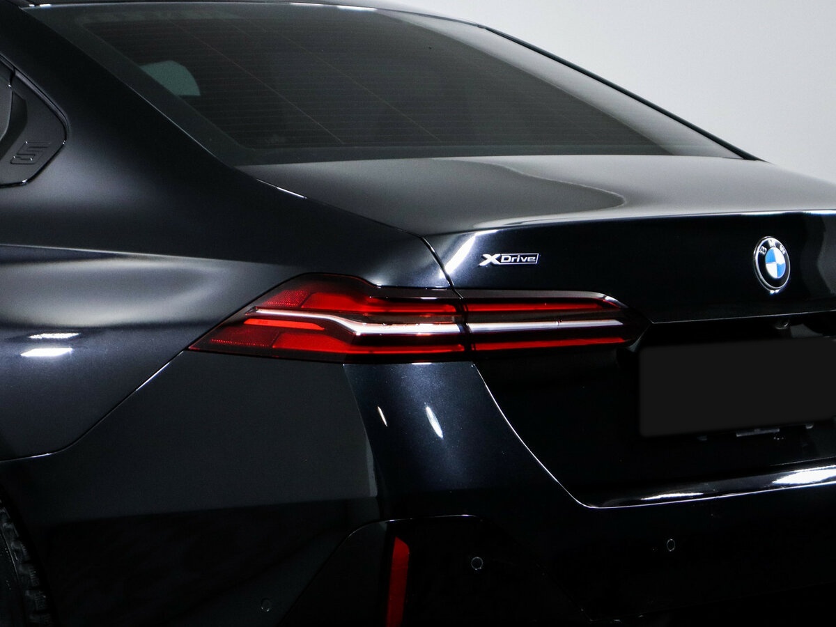 BMW 5 серии с пробегом — 2024 год. Фото: #15