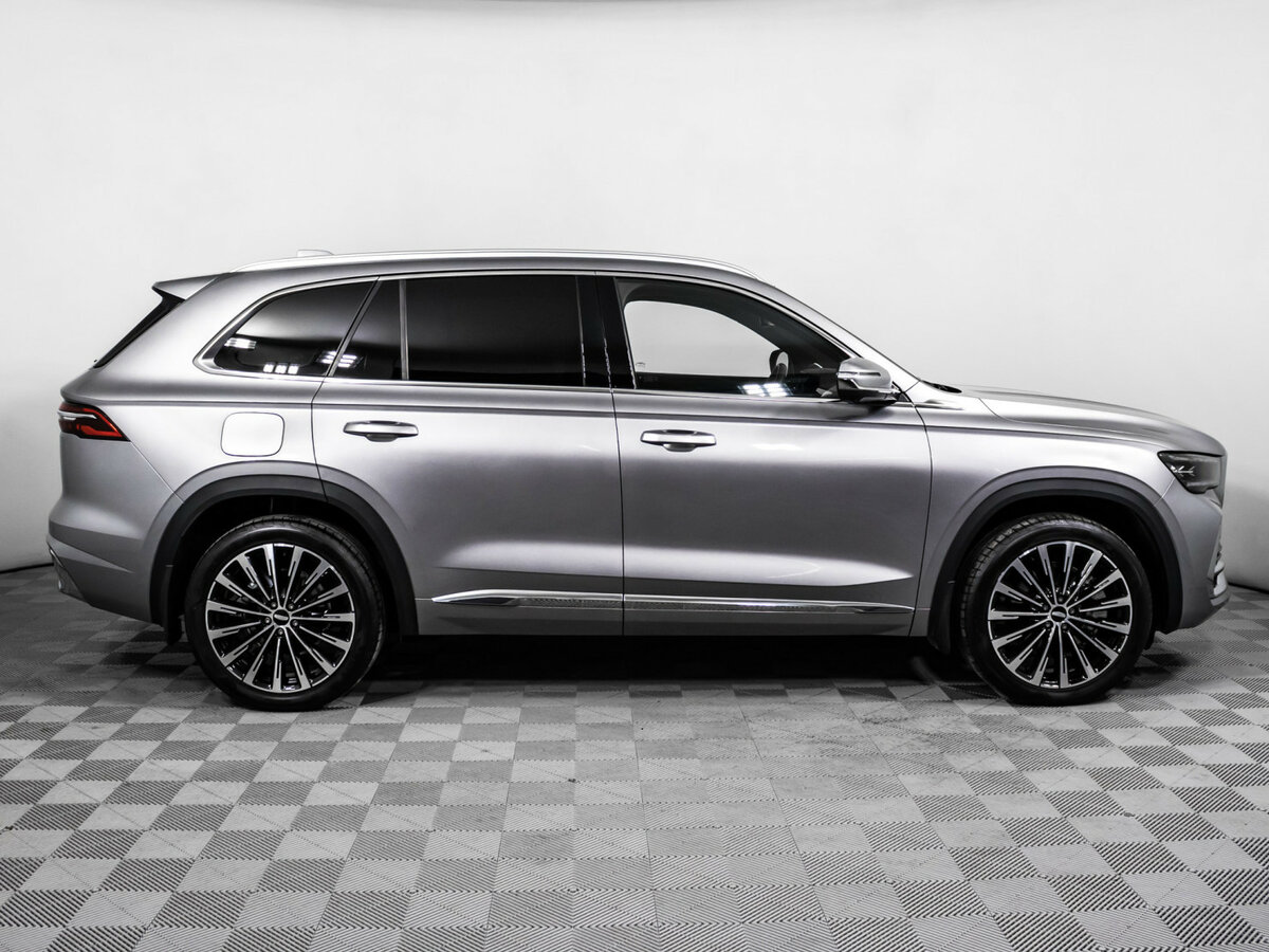 Geely Monjaro с пробегом — 2024 год. Фото: #3