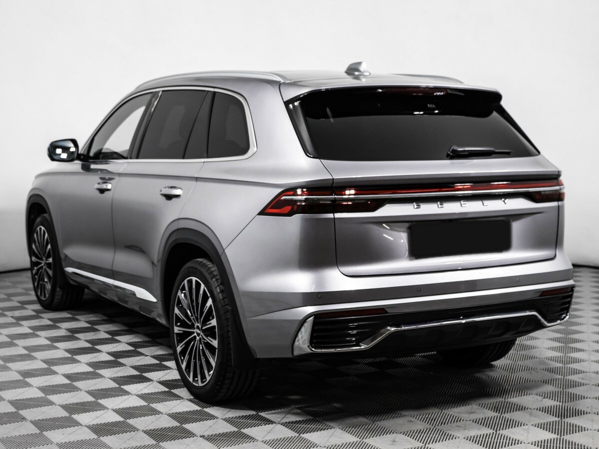 Geely Monjaro с пробегом — 2024 год. Фото: #6