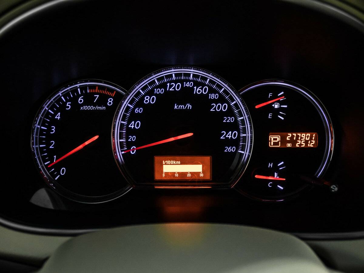 Nissan Teana с пробегом — 2011 год. Фото: #8