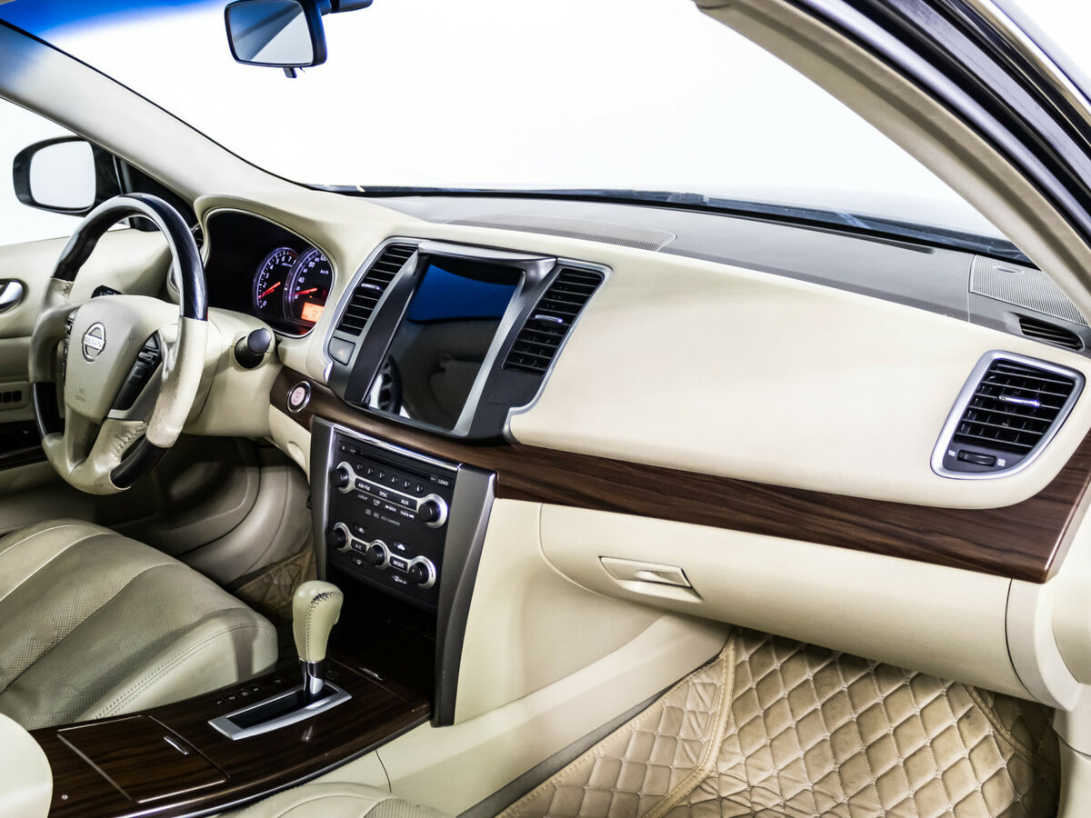 Nissan Teana с пробегом — 2011 год. Фото: #9