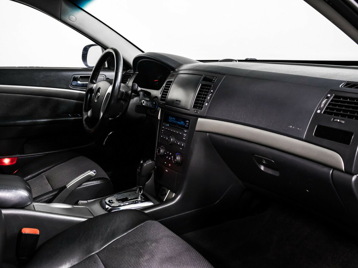 Chevrolet Epica с пробегом — 2011 год. Фото: #8