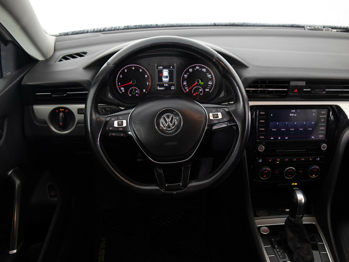 Volkswagen Passat (North America and China) с пробегом — 2020 год. Фото: #7