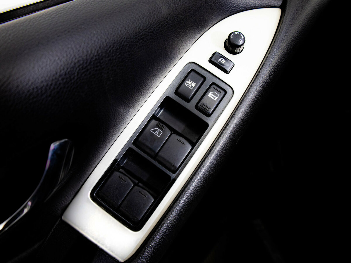 Nissan Murano с пробегом — 2010 год. Фото: #13