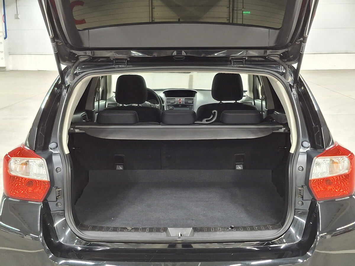 Subaru XV с пробегом — 2012 год. Фото: #9