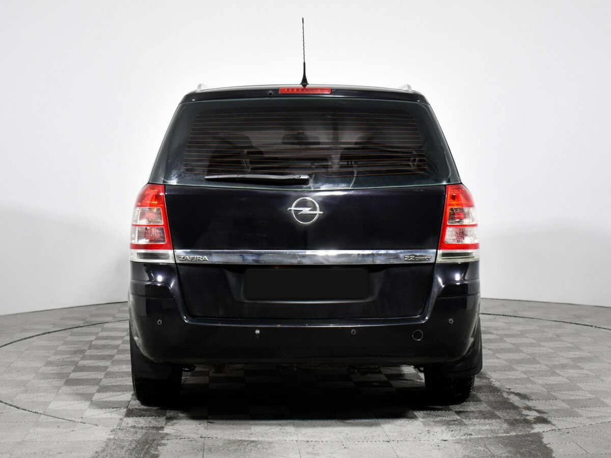 Opel Zafira с пробегом — 2008 год. Фото: #4