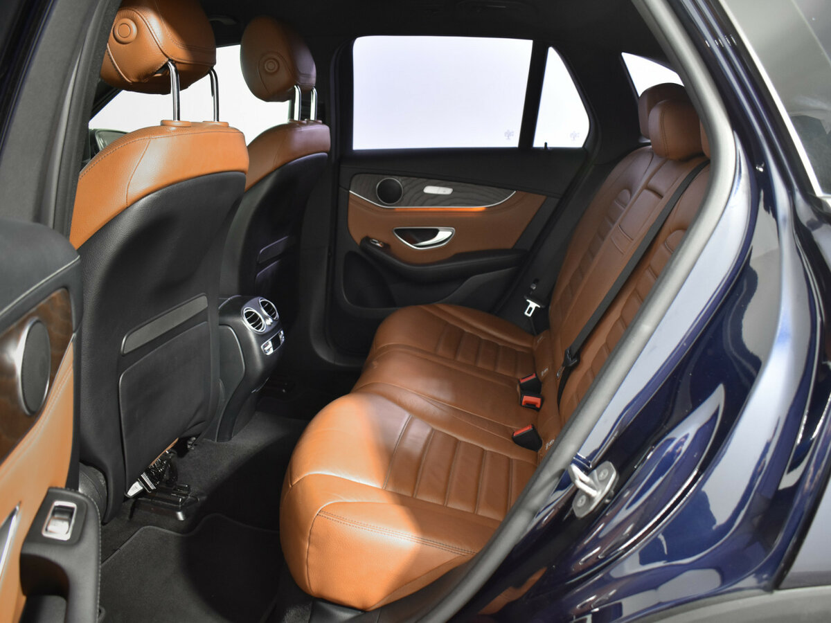 Mercedes-Benz GLC с пробегом — 2016 год. Фото: #11