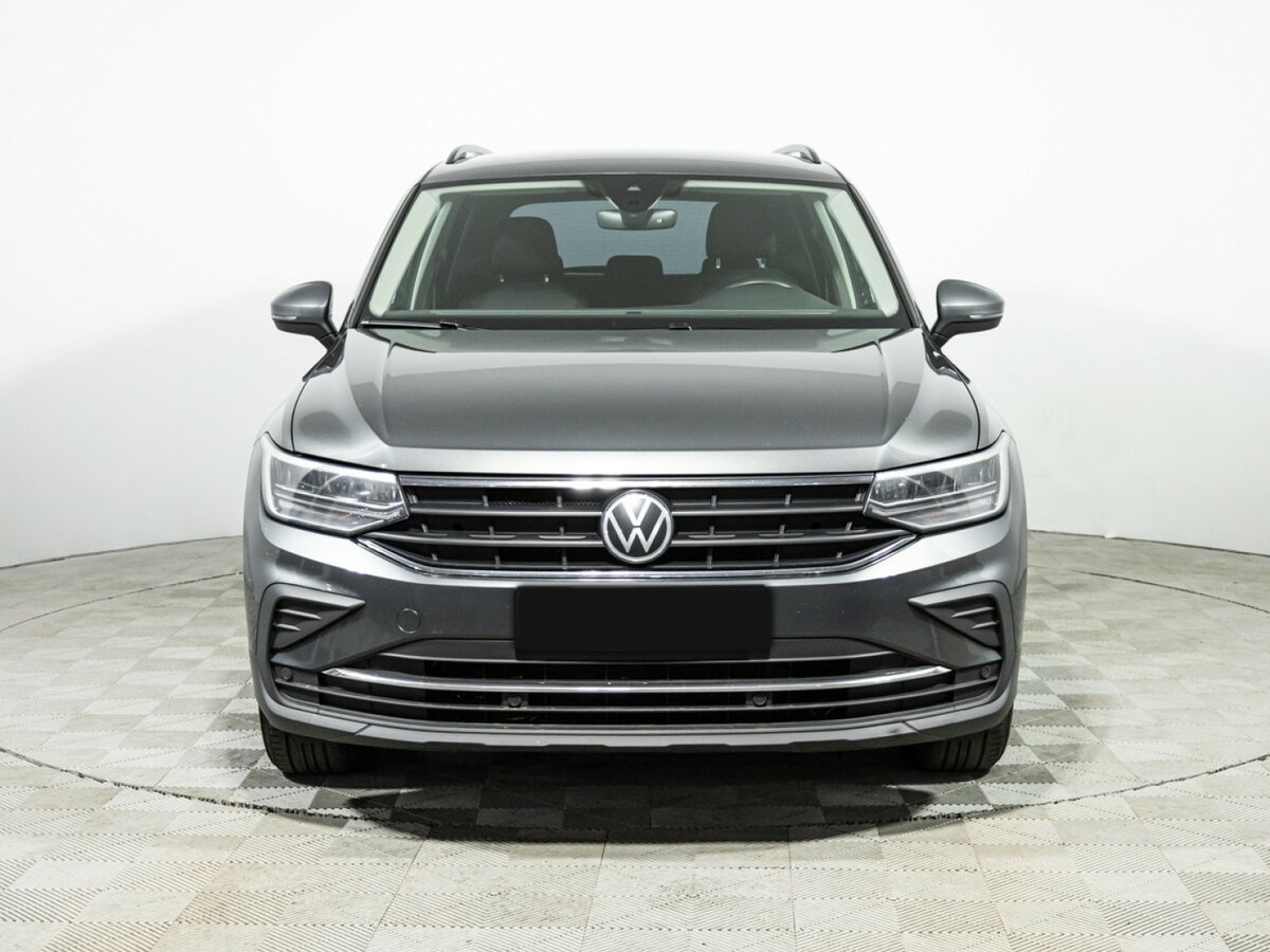 Volkswagen Tiguan с пробегом — 2022 год. Фото: #1