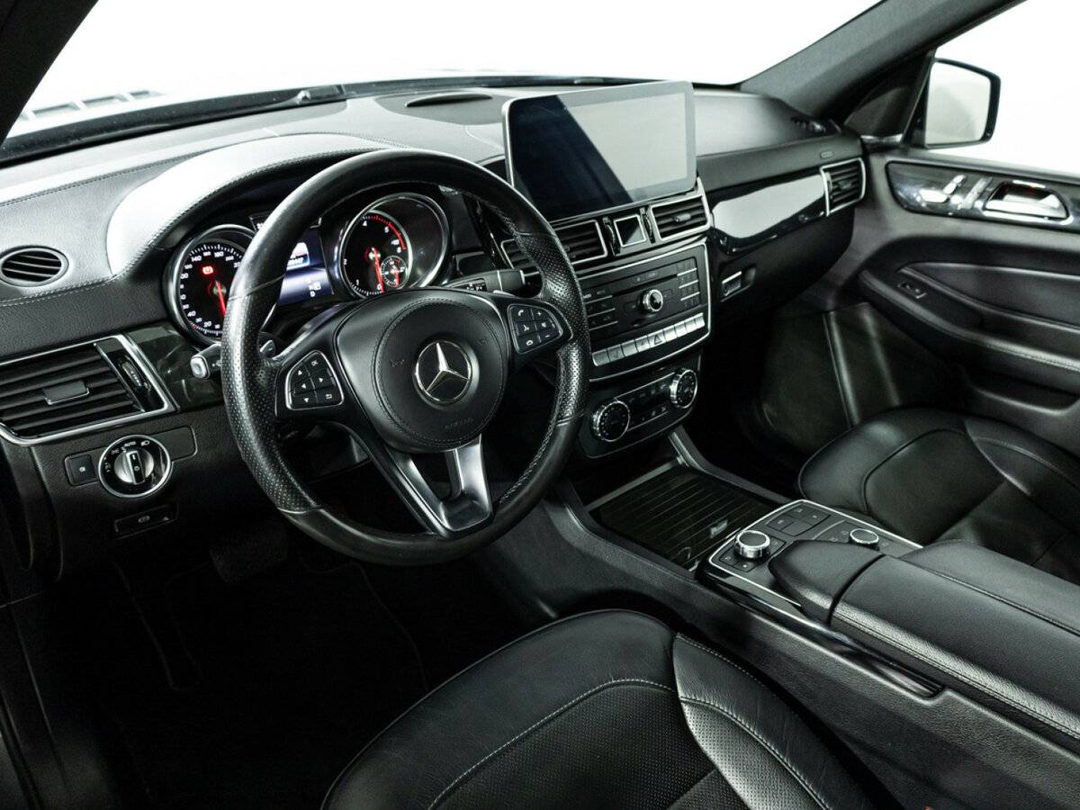 Mercedes-Benz GLS с пробегом — 2018 год. Фото: #10