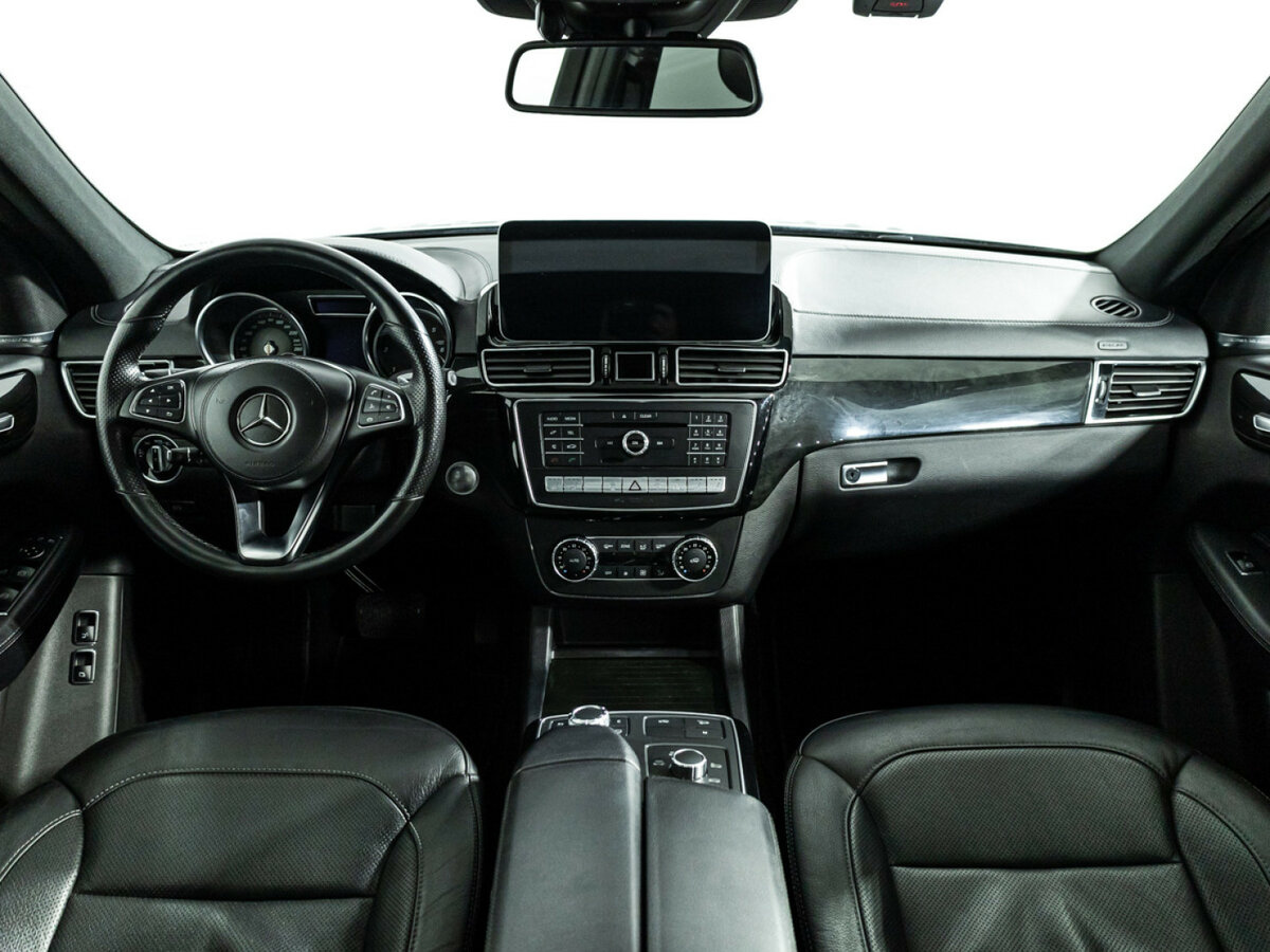 Mercedes-Benz GLS с пробегом — 2018 год. Фото: #12