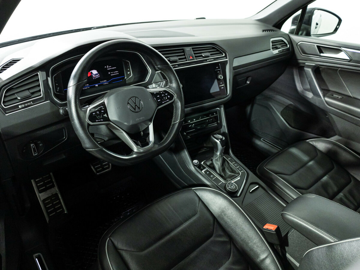 Volkswagen Tiguan с пробегом — 2020 год. Фото: #10