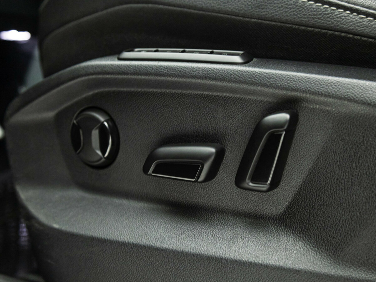 Volkswagen Tiguan с пробегом — 2020 год. Фото: #13