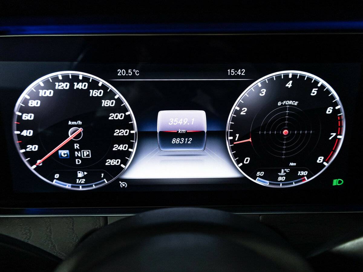 Mercedes-Benz E-Класс с пробегом — 2019 год. Фото: #11