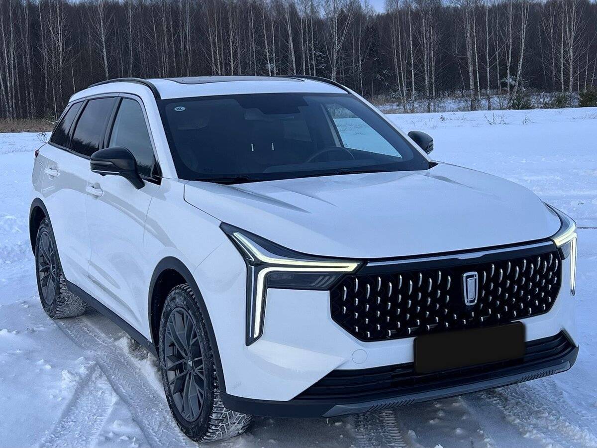 FAW Bestune T55 с пробегом — 2023 год. Фото: #1