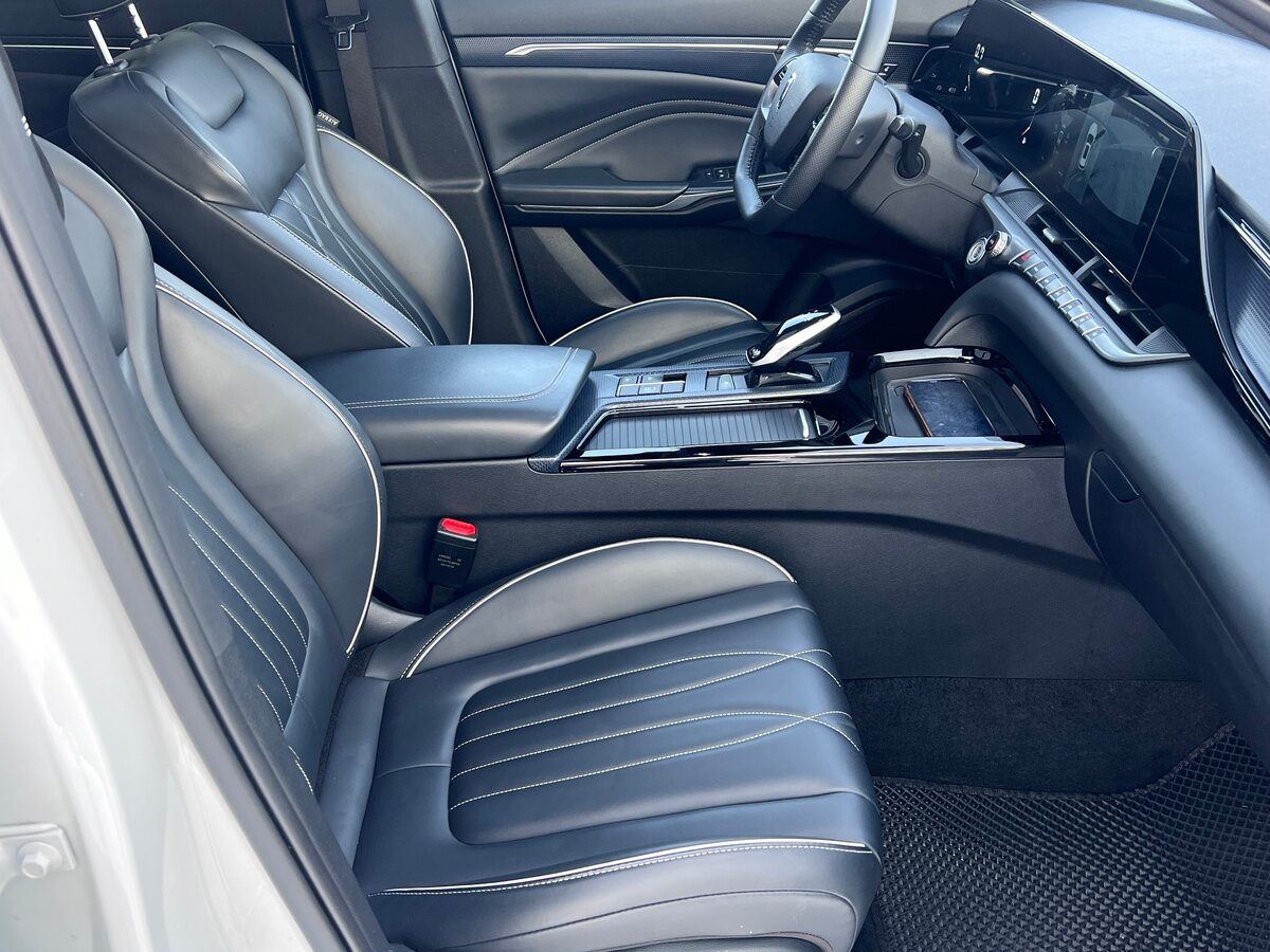 FAW Bestune T55 с пробегом — 2023 год. Фото: #12