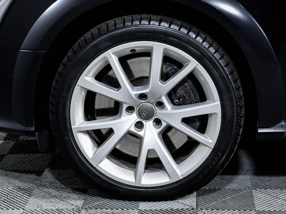 Audi A4 allroad с пробегом — 2015 год. Фото: #14