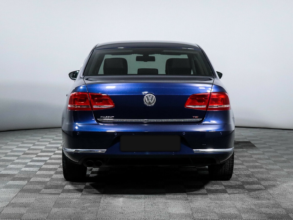 Volkswagen Passat с пробегом — 2011 год. Фото: #3