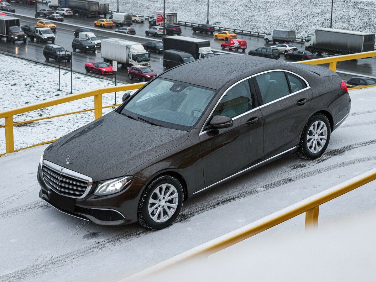 Mercedes-Benz E-Класс с пробегом — 2016 год. Фото: #5