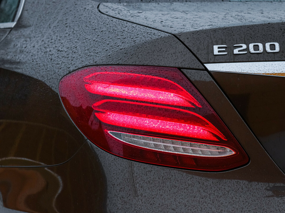 Mercedes-Benz E-Класс с пробегом — 2016 год. Фото: #13