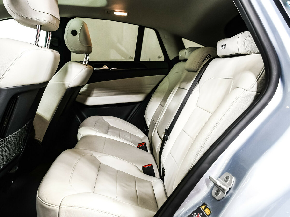 Mercedes-Benz GLE Coupe с пробегом — 2017 год. Фото: #11