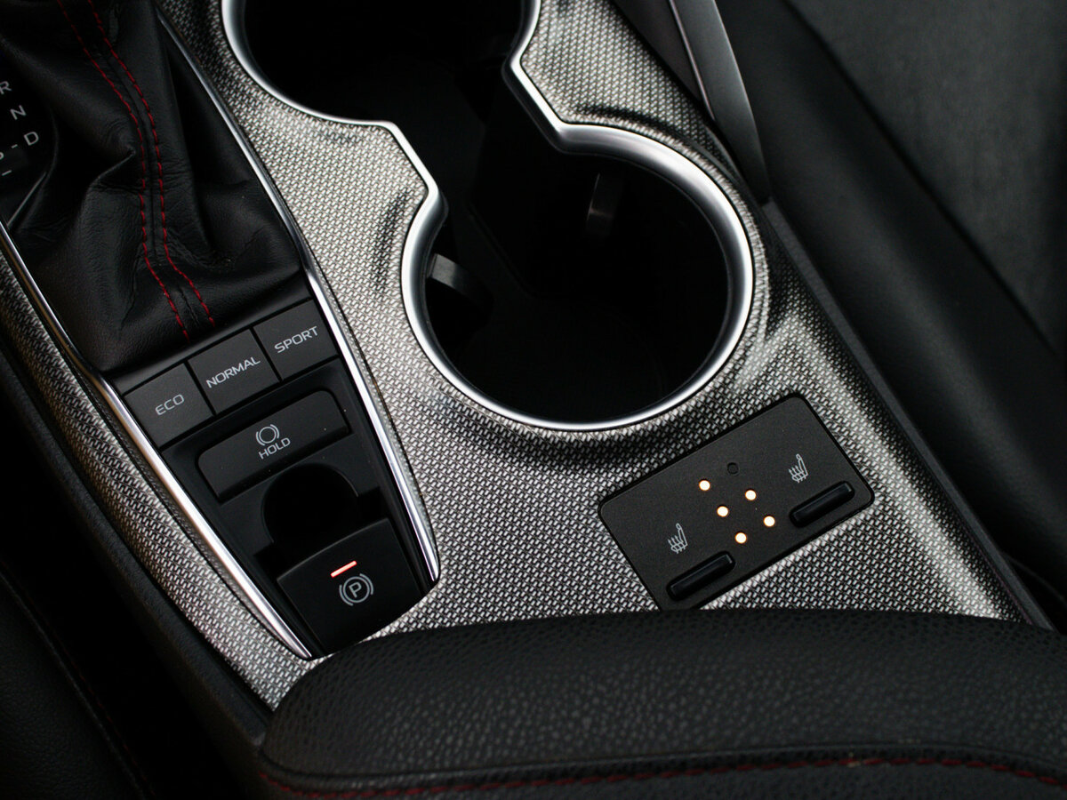 Toyota Camry с пробегом — 2022 год. Фото: #19