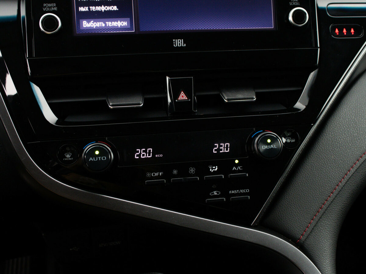 Toyota Camry с пробегом — 2022 год. Фото: #20