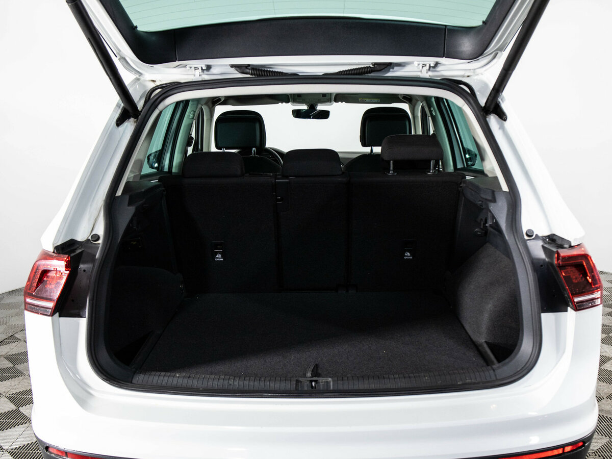 Volkswagen Tiguan с пробегом — 2018 год. Фото: #8