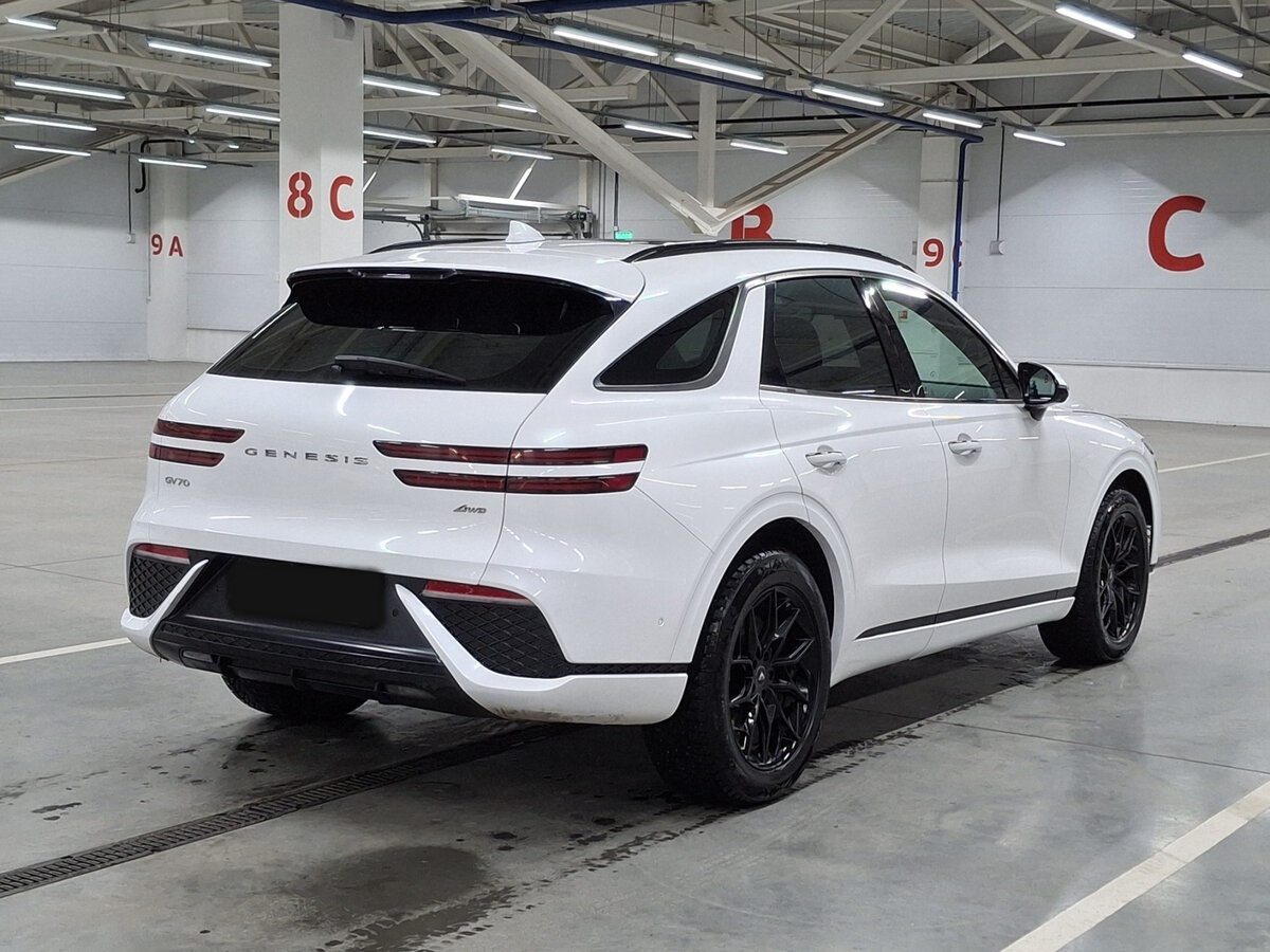 Genesis GV70 с пробегом — 2021 год. Фото: #4