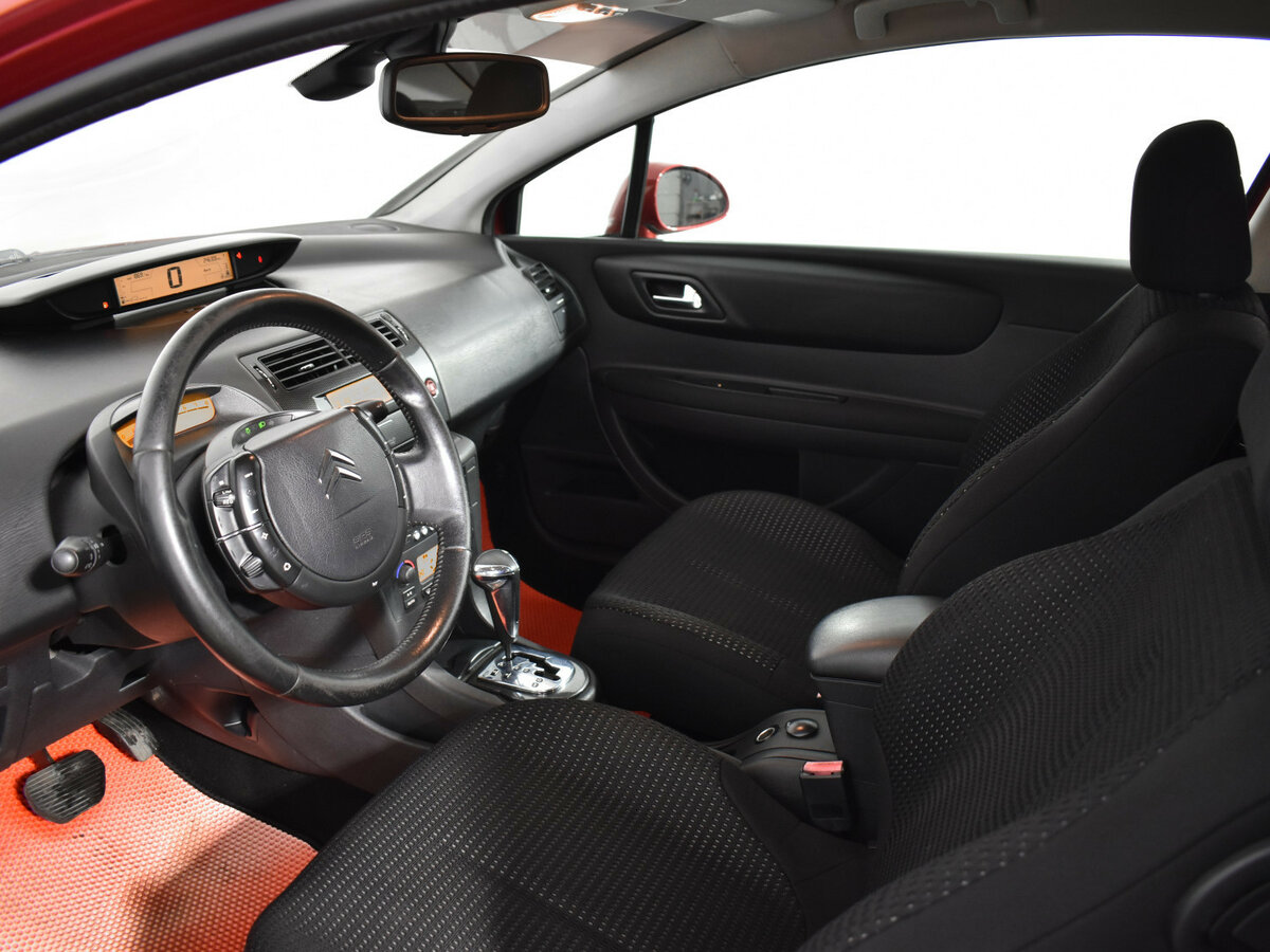 Citroen C4 с пробегом — 2008 год. Фото: #8