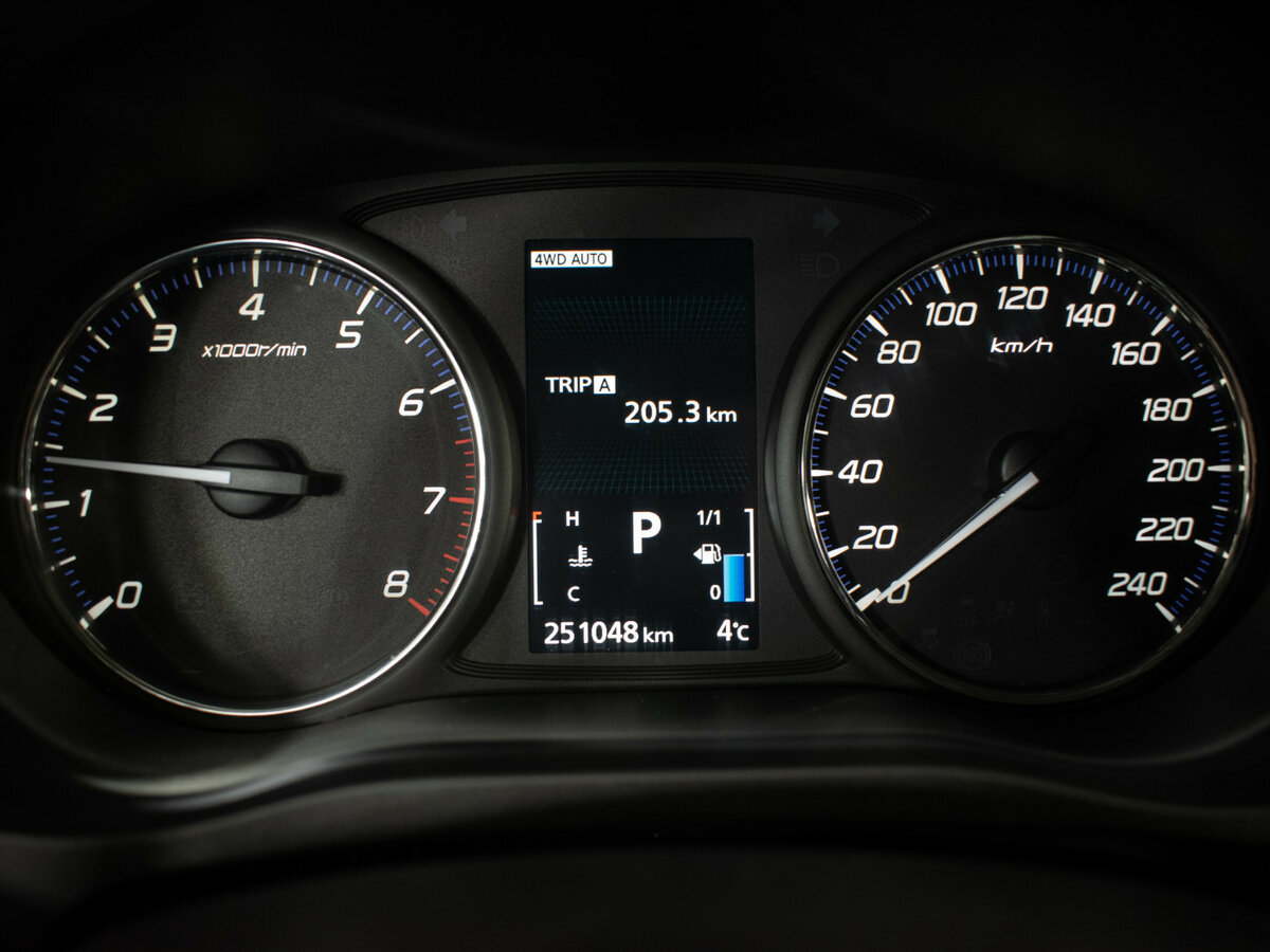 Mitsubishi Outlander с пробегом — 2013 год. Фото: #11