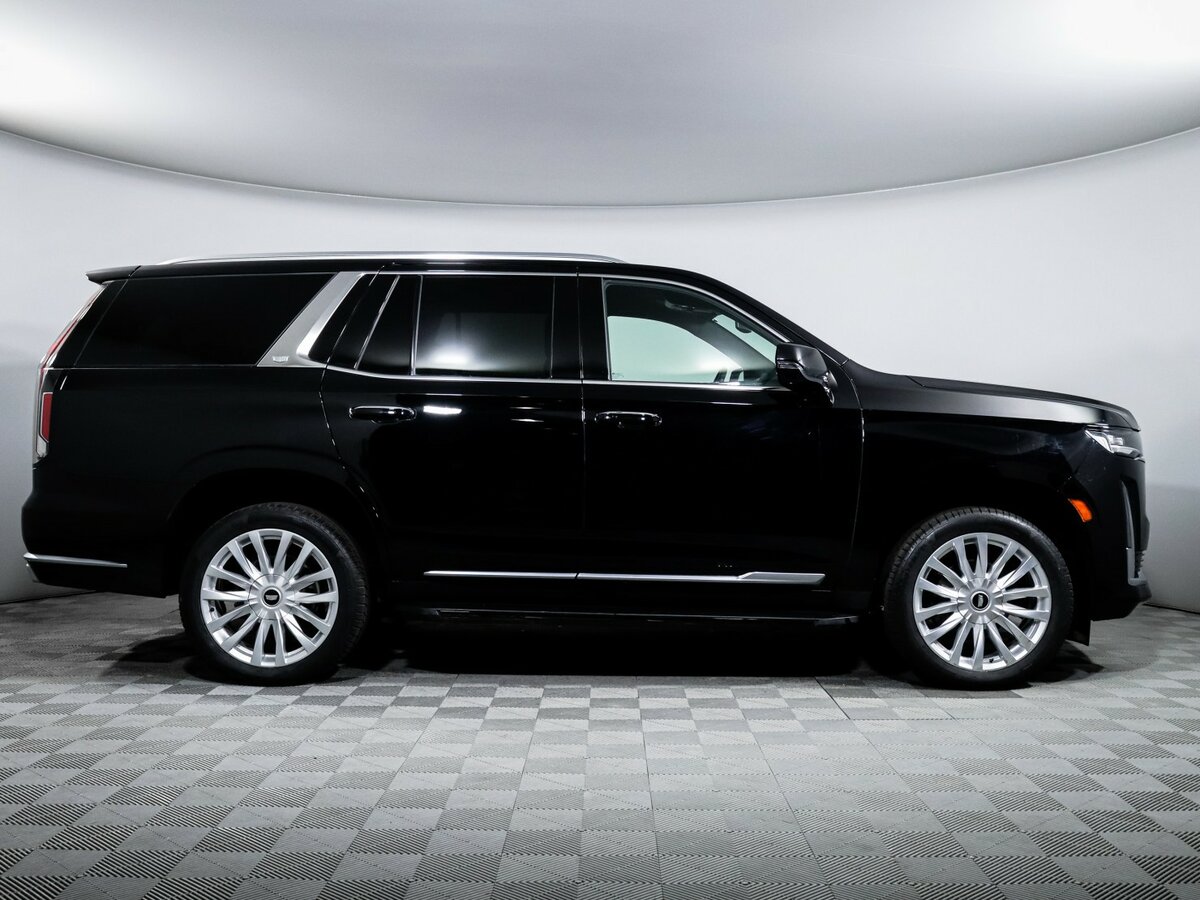 Cadillac Escalade с пробегом — 2021 год. Фото: #3