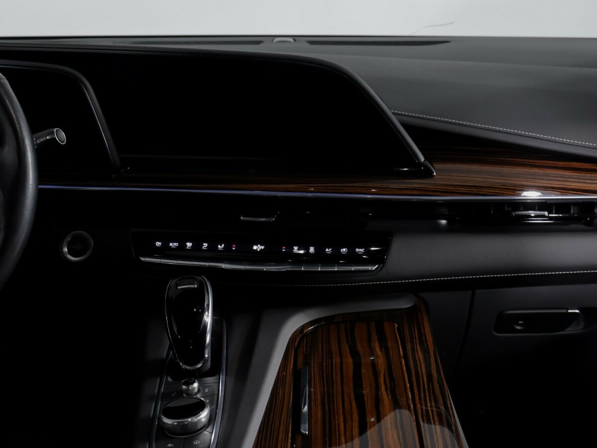 Cadillac Escalade с пробегом — 2021 год. Фото: #12