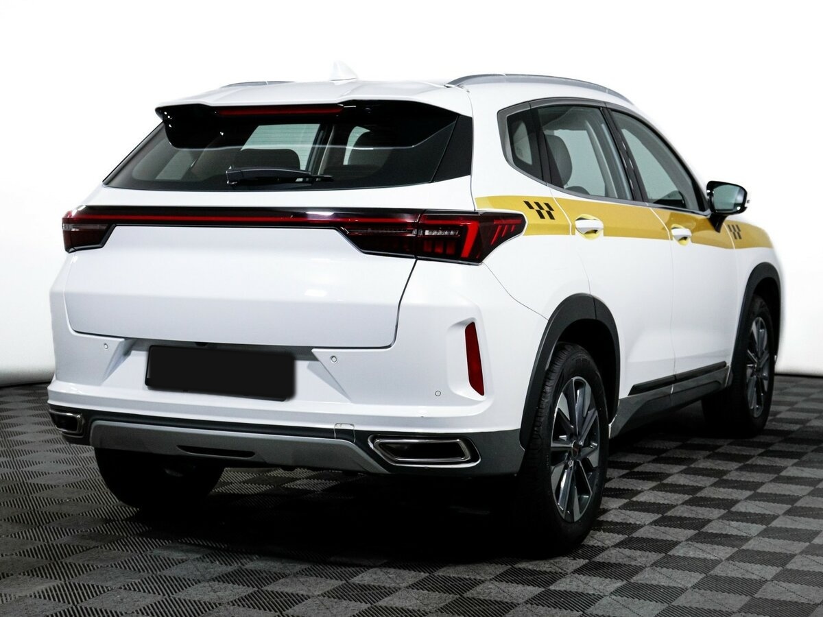 EXEED LX с пробегом — 2023 год. Фото: #4