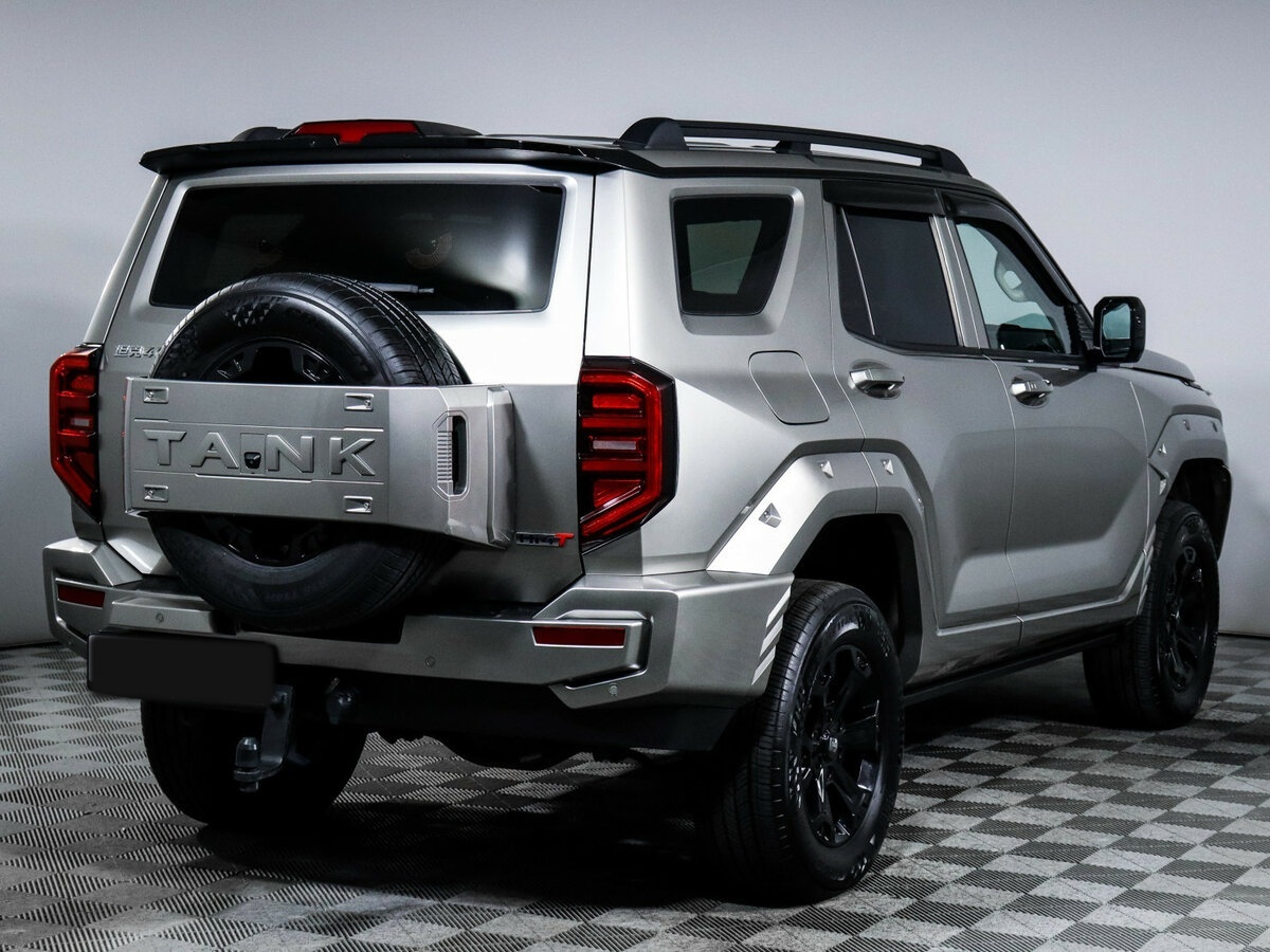 Tank 400 с пробегом — 2023 год. Фото: #4