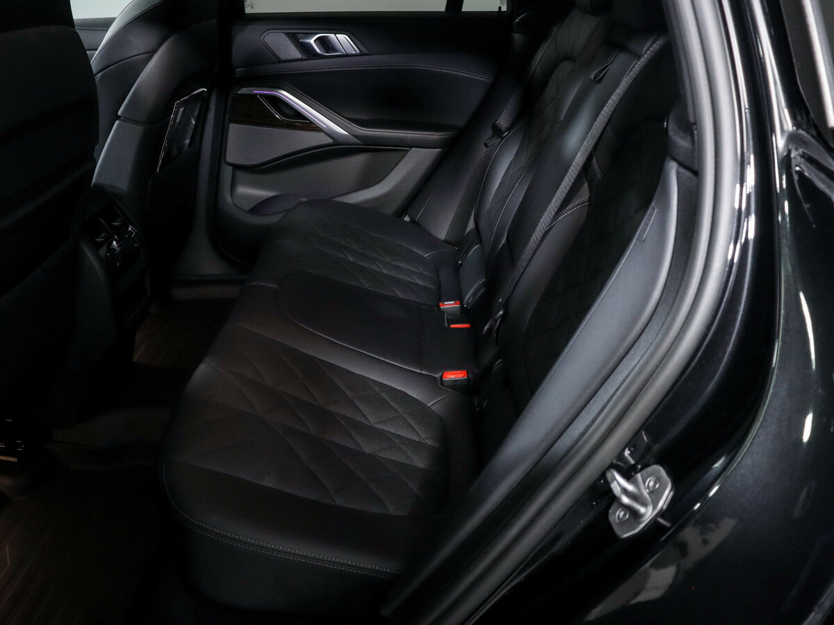 BMW X6 с пробегом — 2023 год. Фото: #6