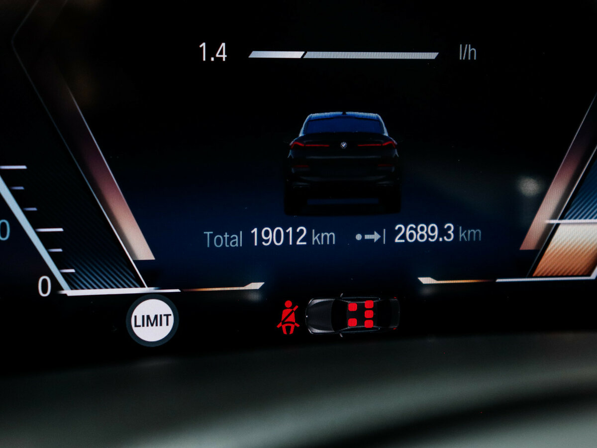 BMW X6 с пробегом — 2023 год. Фото: #7