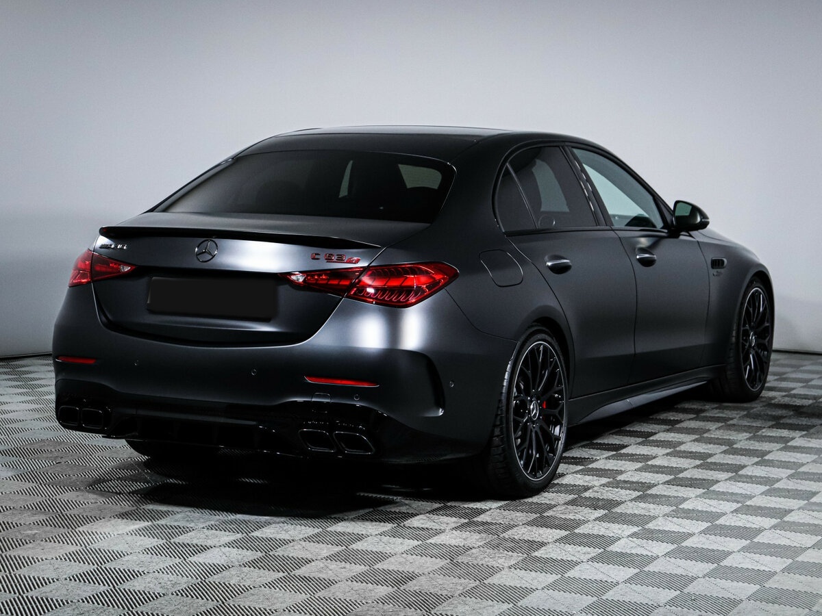 Mercedes-Benz C-Класс AMG с пробегом — 2024 год. Фото: #3