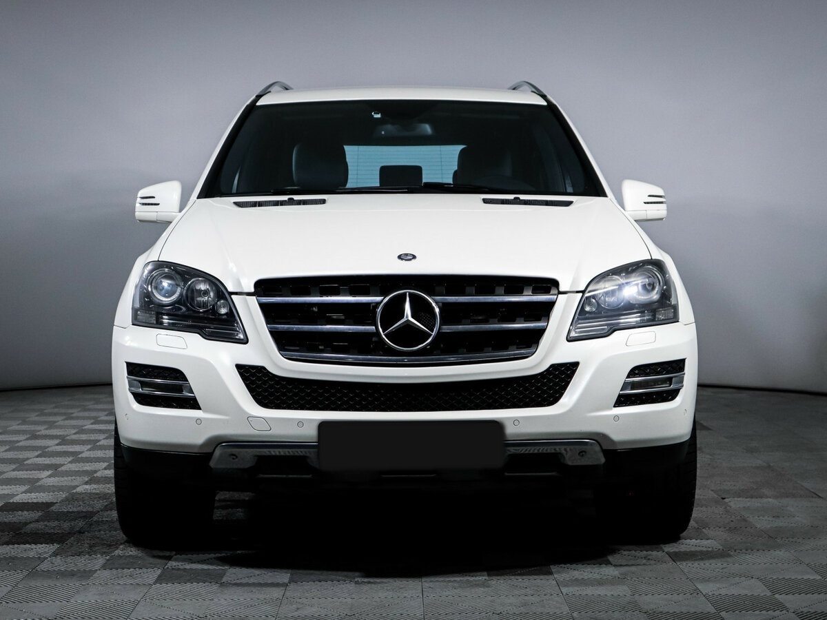 Mercedes-Benz M-Класс с пробегом — 2011 год. Фото: #1