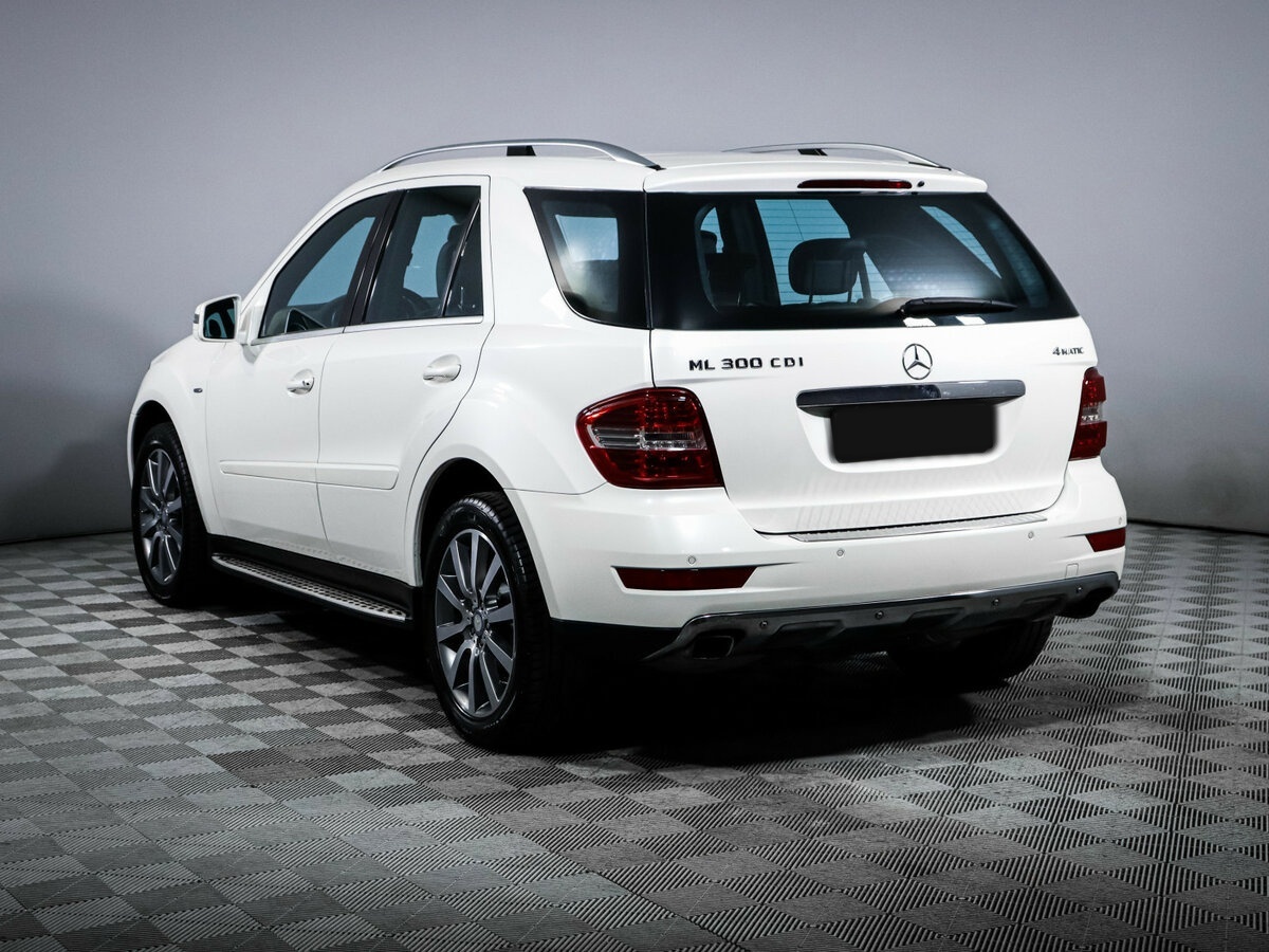 Mercedes-Benz M-Класс с пробегом — 2011 год. Фото: #5