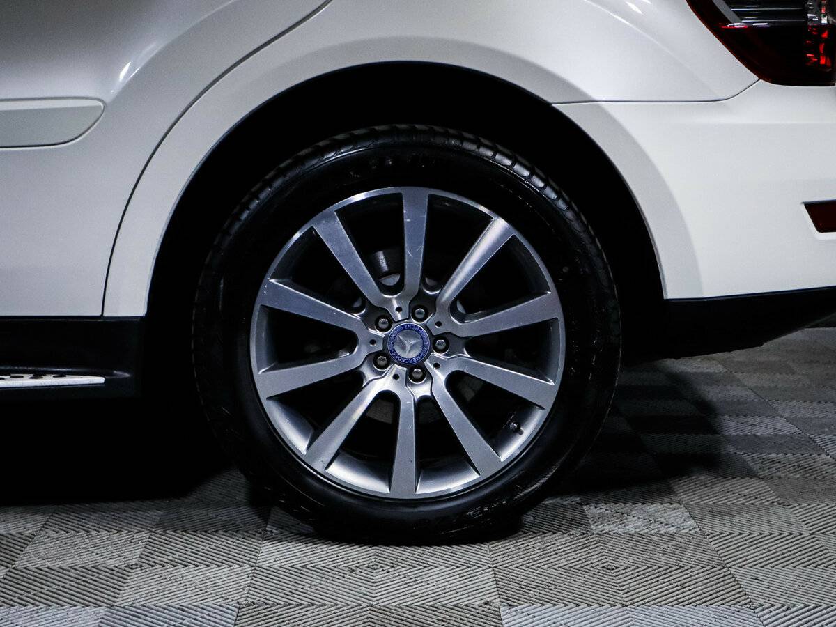 Mercedes-Benz M-Класс с пробегом — 2011 год. Фото: #10