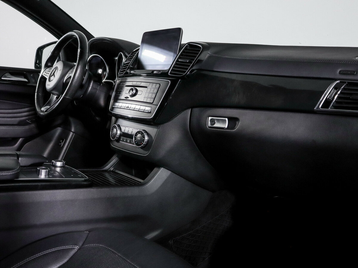 Mercedes-Benz GLE Coupe с пробегом — 2018 год. Фото: #5