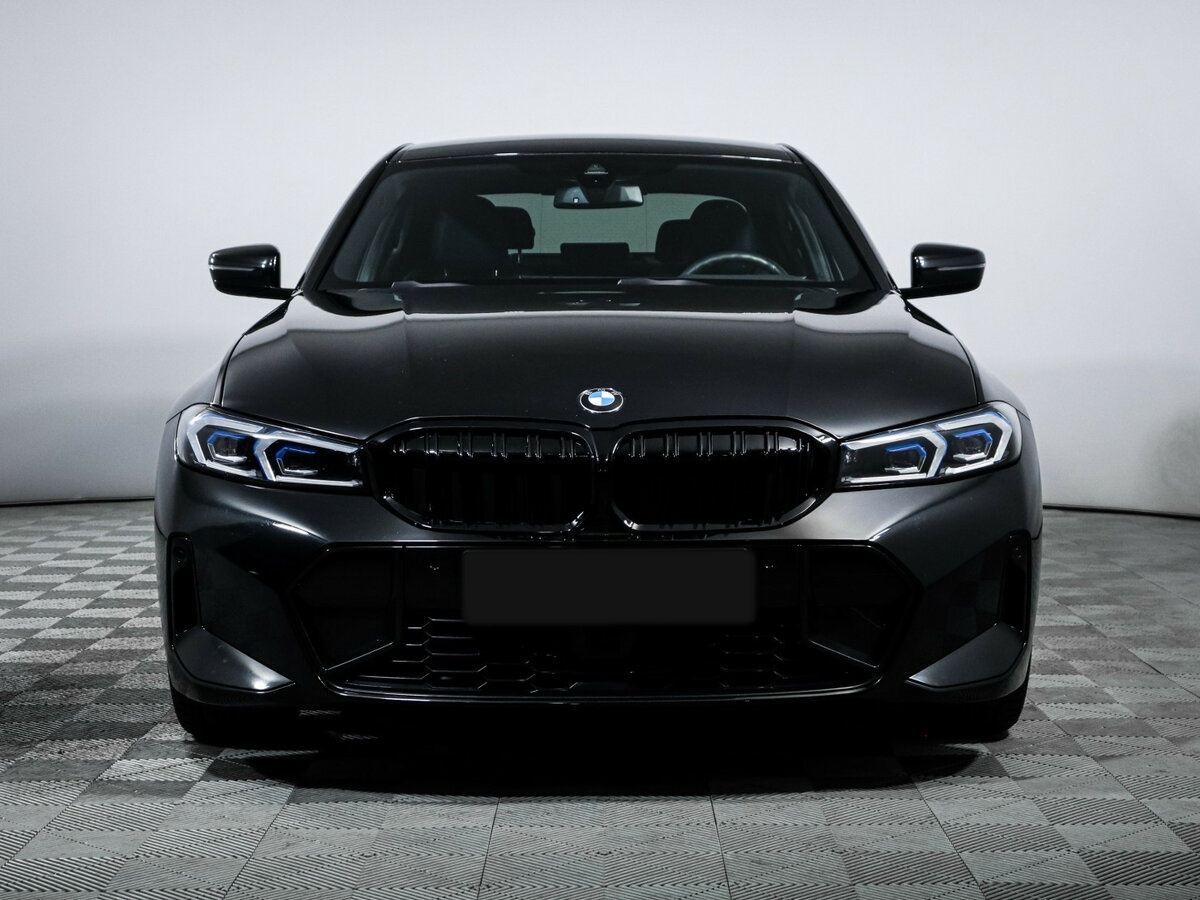 BMW 3 серии с пробегом — 2023 год. Фото: #1