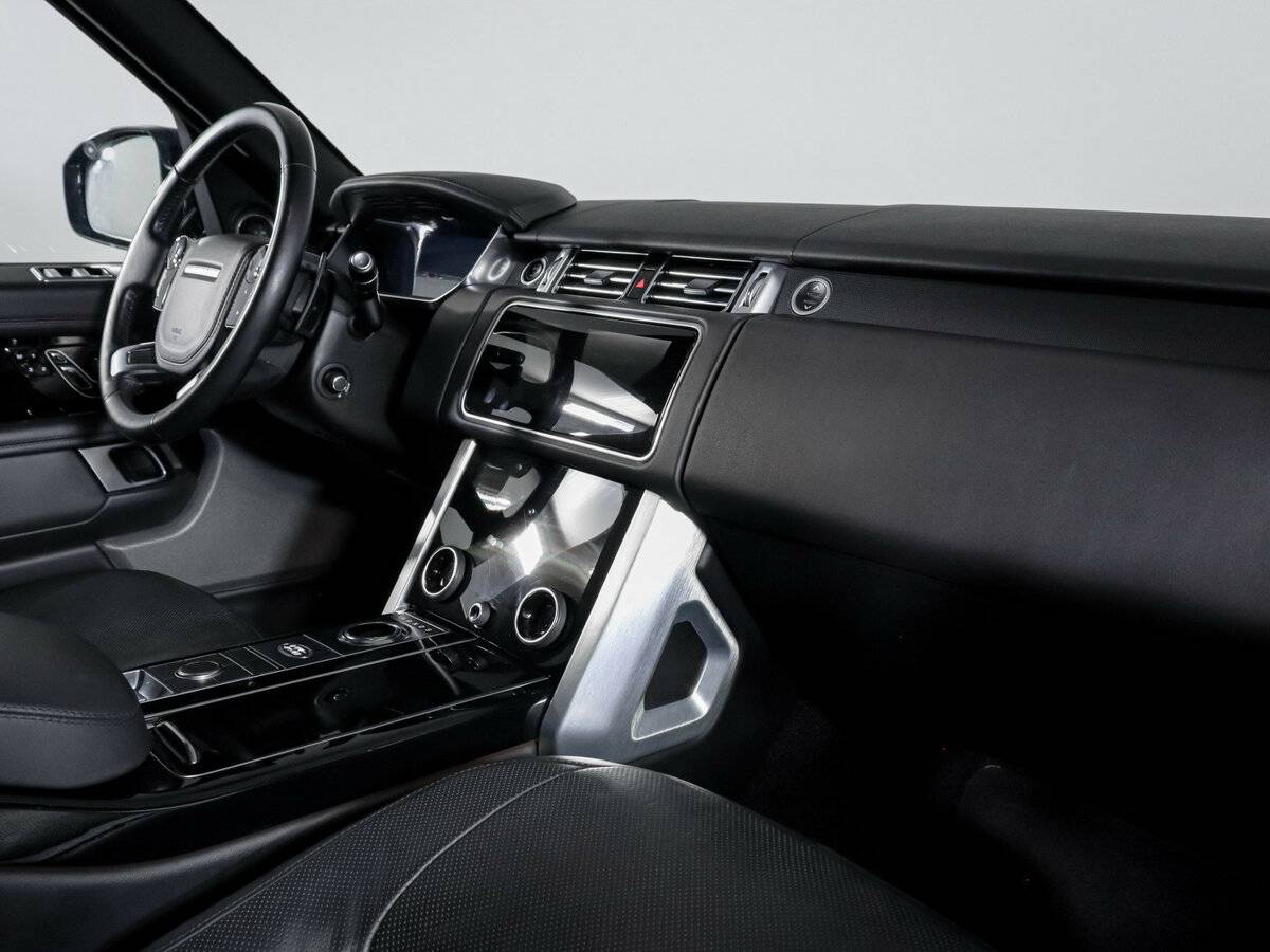 Land Rover Range Rover с пробегом — 2021 год. Фото: #8